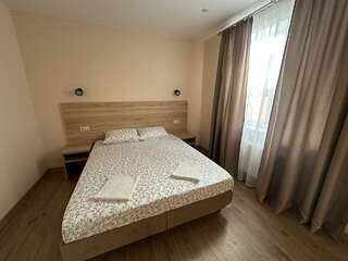 Гостиница Приветливый Геленджик Улучшенные апартаменты-1