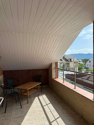 Гостиница Приветливый Геленджик Классический четырехместный номер-4